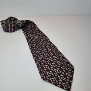 Geoffrey Beene, Classic Silk Tie, Blue‎ Red Squares